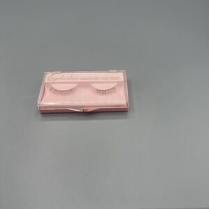 🌟 Vintage Merle Norman Eyelashes – European Hair, Hand-Trimmed – 1970s Glamour!